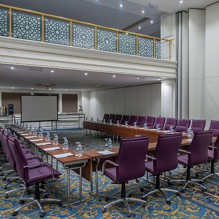 Doubletree By Hilton Elazig Hotel Bagian luar foto