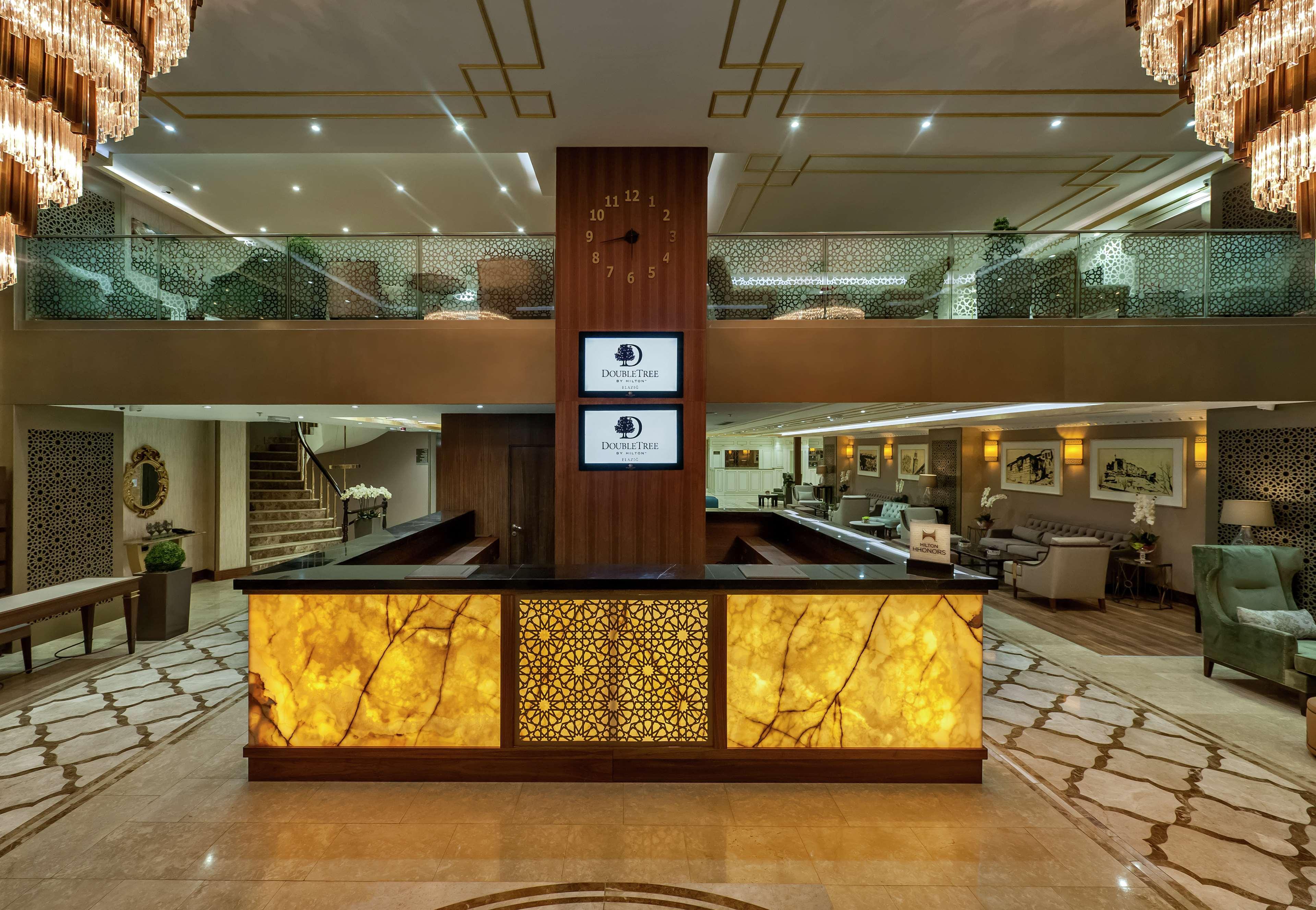 Doubletree By Hilton Elazig Hotel Bagian luar foto