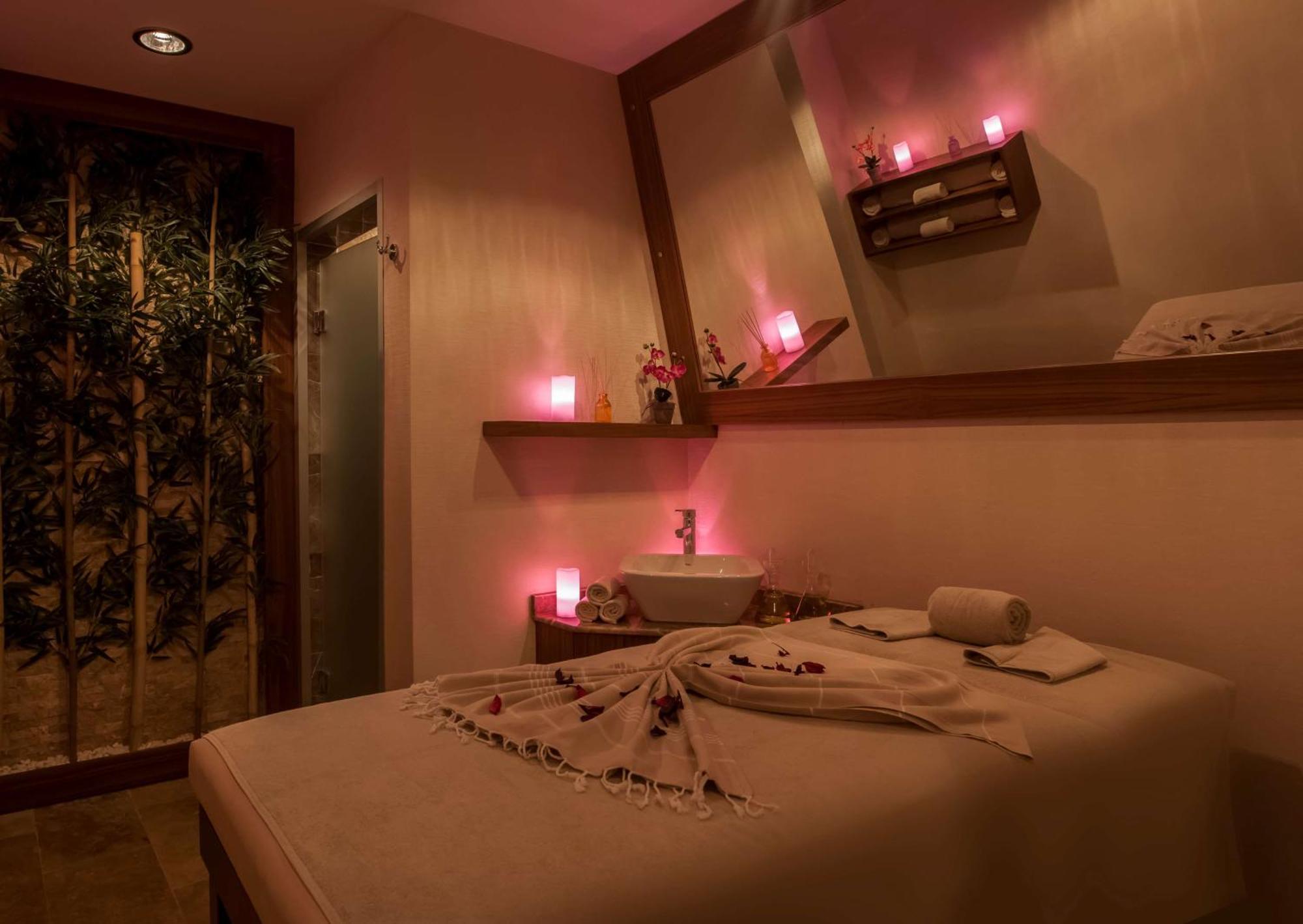 Doubletree By Hilton Elazig Hotel Bagian luar foto