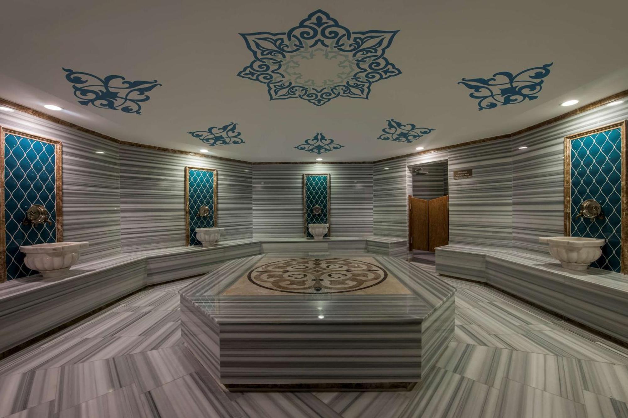 Doubletree By Hilton Elazig Hotel Bagian luar foto